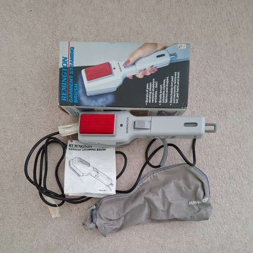 Garment steaming brush - garment,